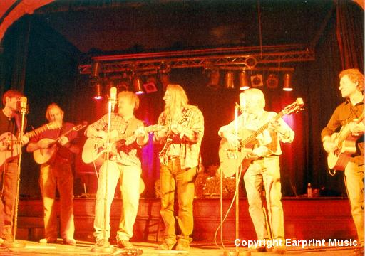 with australian guitarist Michael Fix (r) and singer songwriter Mathew James White (l)